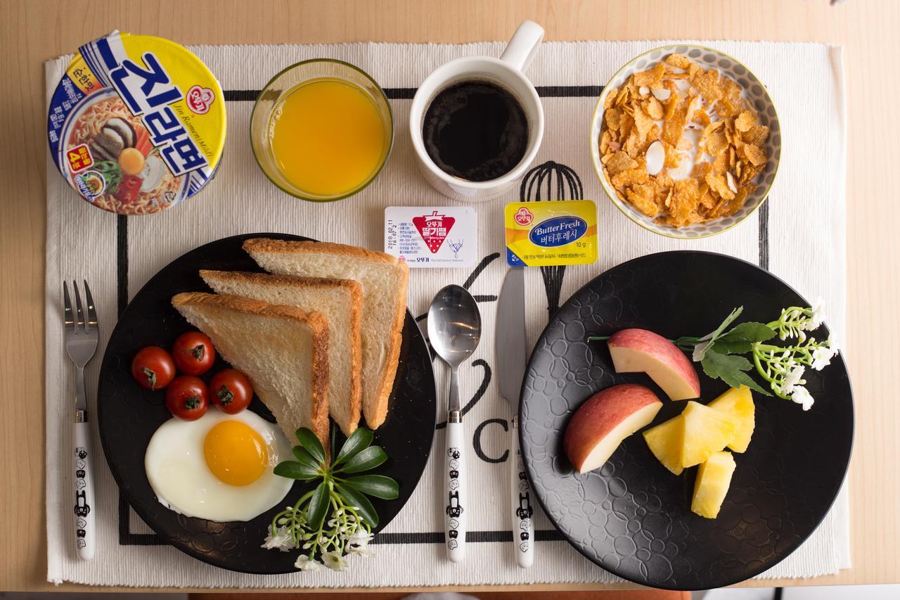 Myeong-Dong Good Stay Seoul Ngoại thất bức ảnh